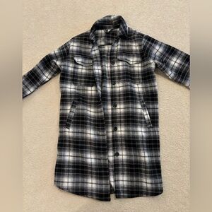 37 inch long women’s flannel jacket ( black and white) H&M size small